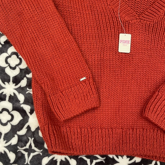 Last✨Pink Victoria’s Secret BOYFRIEND V-NECK SW… - Picture 6 of 7